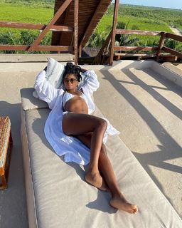 Angela Hill feet photo 6