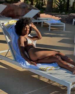Angela Hill feet photo 14