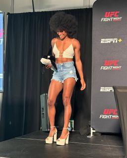 Angela Hill feet photo 2
