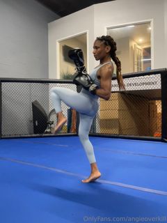 Angela Hill feet photo 19