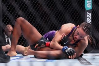 Angela Hill feet photo 7