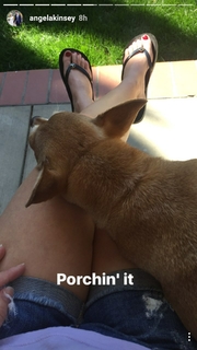 Angela Kinsey feet photo thumbnail