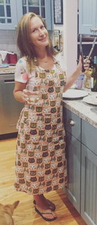 Angela Kinsey feet photo thumbnail