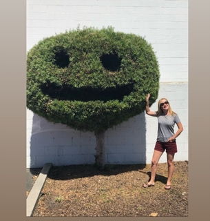 Angela Kinsey feet photo thumbnail