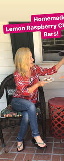 Angela Kinsey feet photo thumbnail