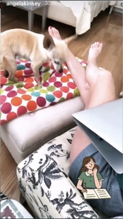 Angela Kinsey feet photo thumbnail