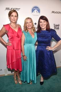 Angela Kinsey feet photo thumbnail