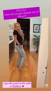 Angela Kinsey feet photo thumbnail