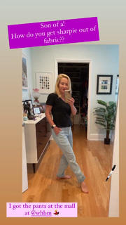 Angela Kinsey feet photo thumbnail