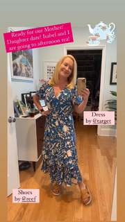 Angela Kinsey feet photo thumbnail