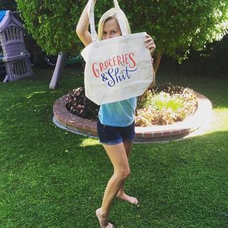 Angela Kinsey feet photo thumbnail
