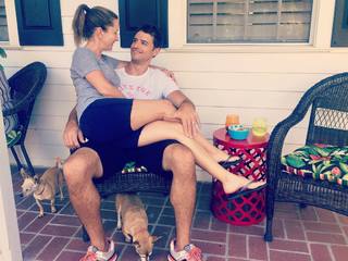 Angela Kinsey feet photo thumbnail