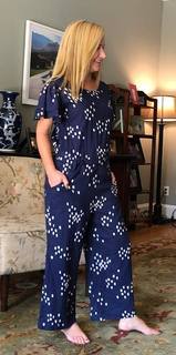 Angela Kinsey feet photo thumbnail