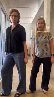 Angela Kinsey feet photo thumbnail