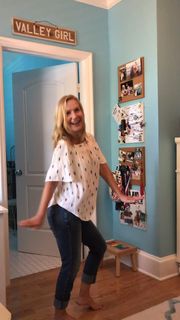 Angela Kinsey feet photo 10