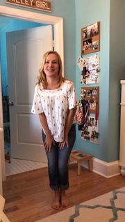 Angela Kinsey feet photo 9