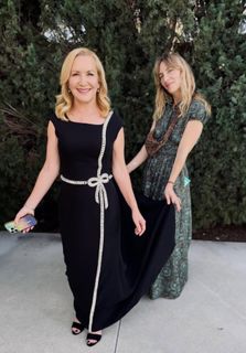 Angela Kinsey feet photo 17