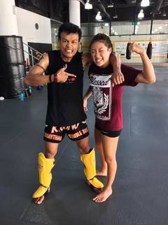 Angela Lee feet photo 16