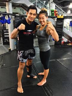 Angela Lee feet photo 15