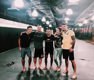 Angela Lee feet photo 10
