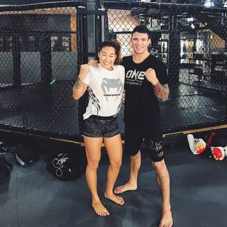 Angela Lee feet photo 1