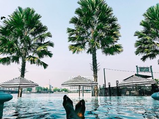 Angela Lee feet photo 17