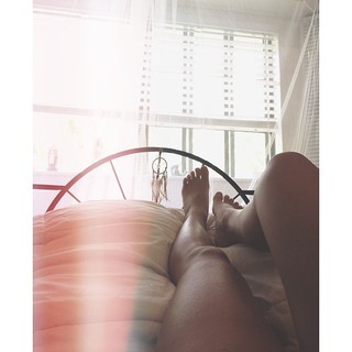 Angela Lee feet photo 12