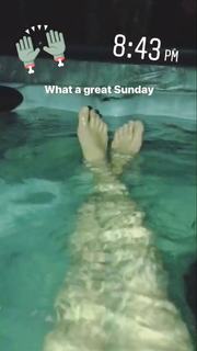 Angela Lee feet photo 6
