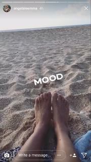 Angela Lee feet photo 4