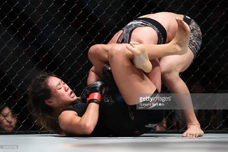 Angela Lee feet photo 12