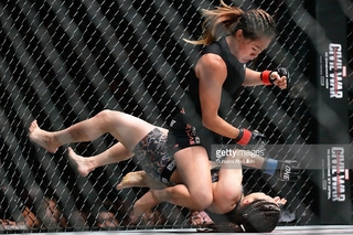 Angela Lee feet photo 7