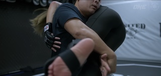 Angela Lee feet photo 8