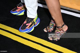 Angela Lewis feet photo 5
