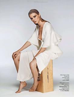 Angela Lindvall feet photo 5
