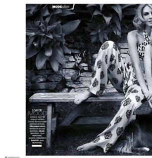 Angela Lindvall feet photo 10