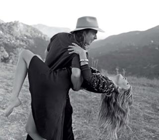 Angela Lindvall feet photo 12