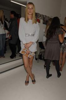 Angela Lindvall feet photo 19
