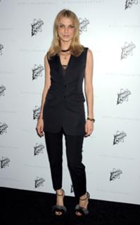 Angela Lindvall feet photo 9