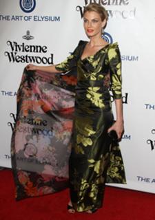 Angela Lindvall feet photo 5