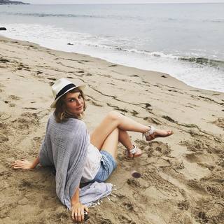 Angela Lindvall feet photo 4
