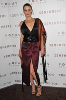 Angela Lindvall feet photo 8