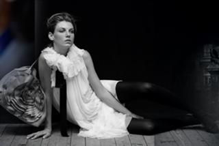 Angela Lindvall feet photo 20