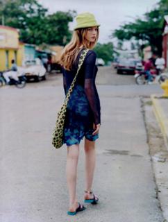 Angela Lindvall feet photo 3