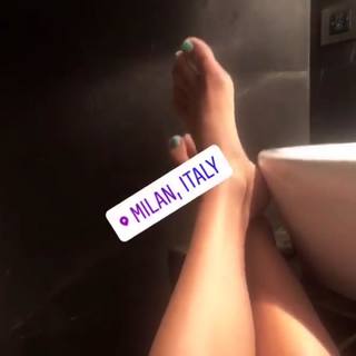Angela Martini feet photo 7