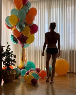 Angela Melillo feet photo thumbnail