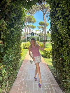 Angela Melillo feet photo thumbnail