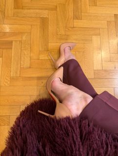 Angela Melillo feet photo 5