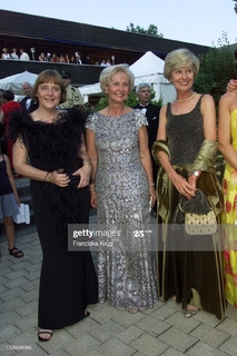 Angela Merkel feet photo thumbnail