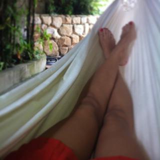 Angela Munhoz feet photo 7