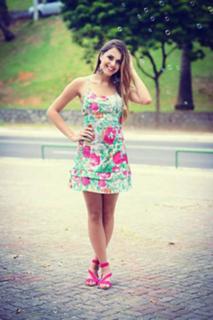 Angela Munhoz feet photo 5